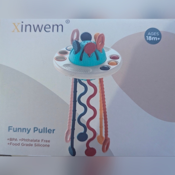 Sensory/Montessori pull string toy - Picture 1 of 3